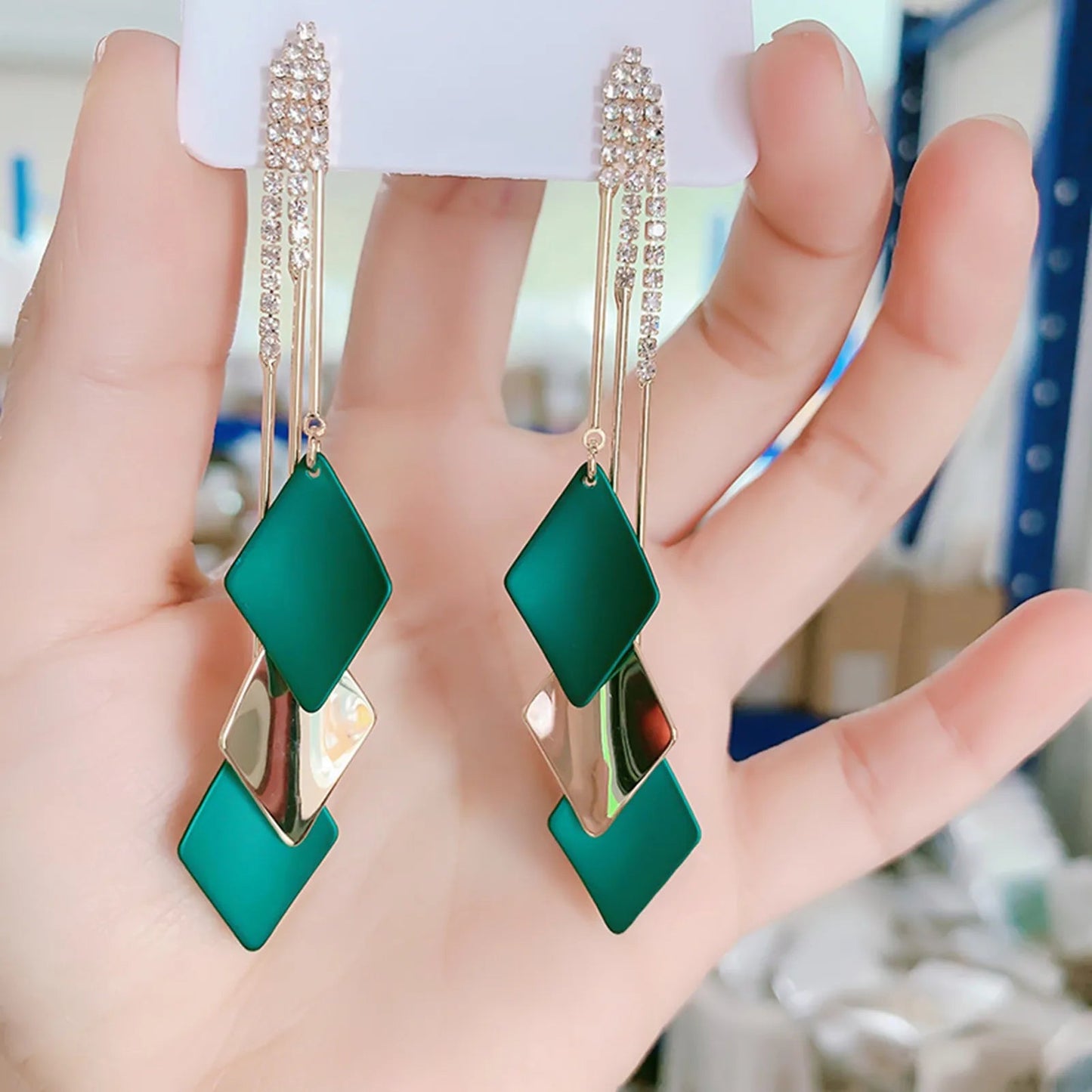 Geometric Fashion Rhinestone Rhombus Tassel Earrings